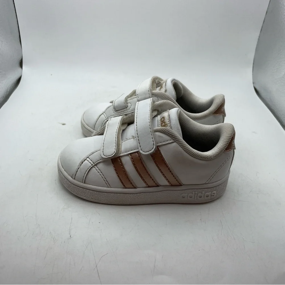 Adidas Baseline CMF INF girls white pink sneakers size 6C